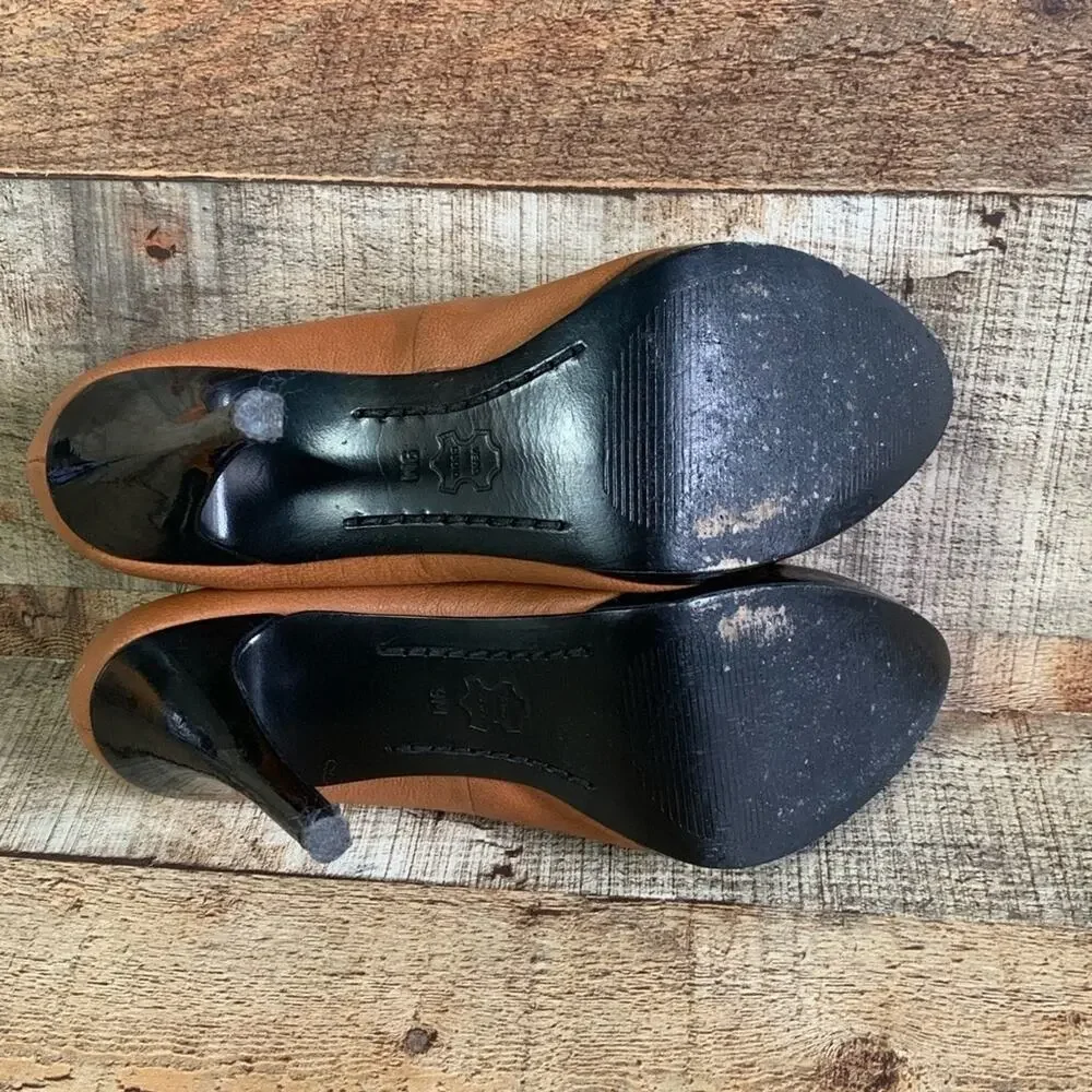 Michael Kors Two Tone Tan Black Patent Mary Jane Heels Shoes Size 9